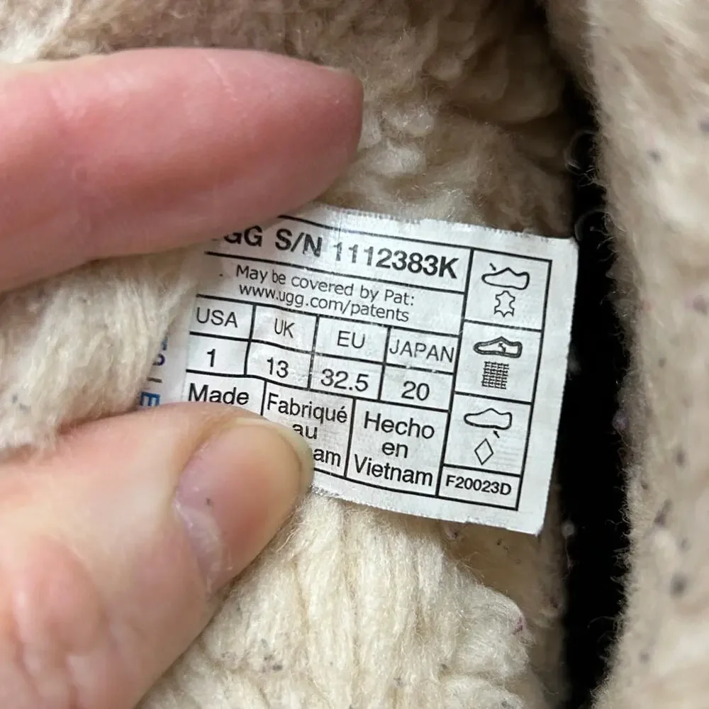 UGG some discoloration